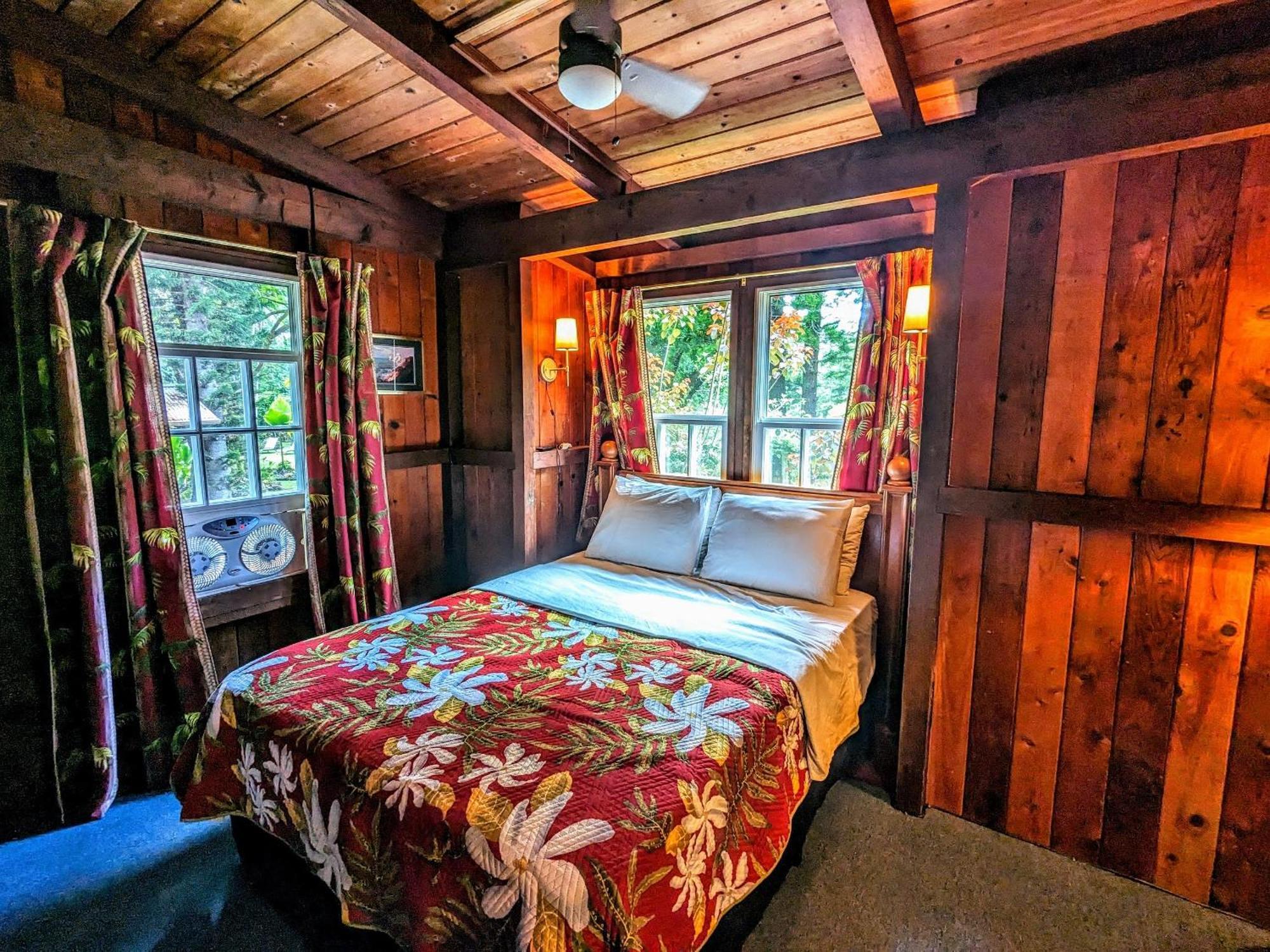 Kehena Mauka Nui Club Lgbtqia+ Clothing Optional Bed & Breakfast Pahoa Екстериор снимка